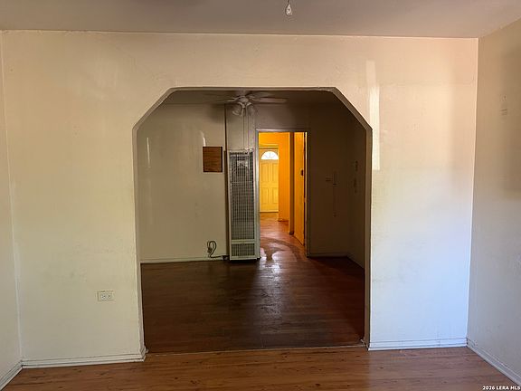 4th image of 437 Glendale