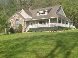 3738 Ratcliffe Rd, Big Stone Gap, VA 24219