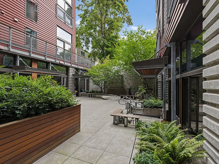 Ballard Lofts — Photo 32
