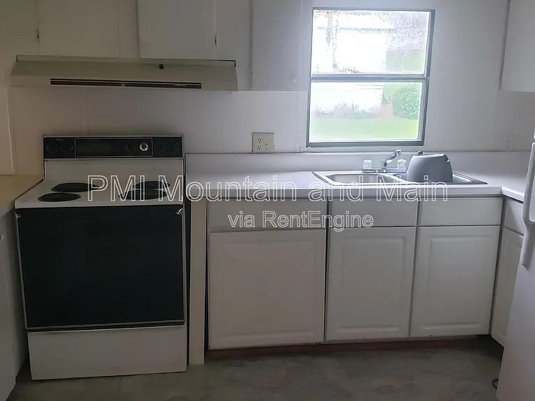 319 Iotla Valley Park Rd — Photo 6