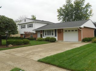 725 Silverleaf Dr, Dayton, OH 45431