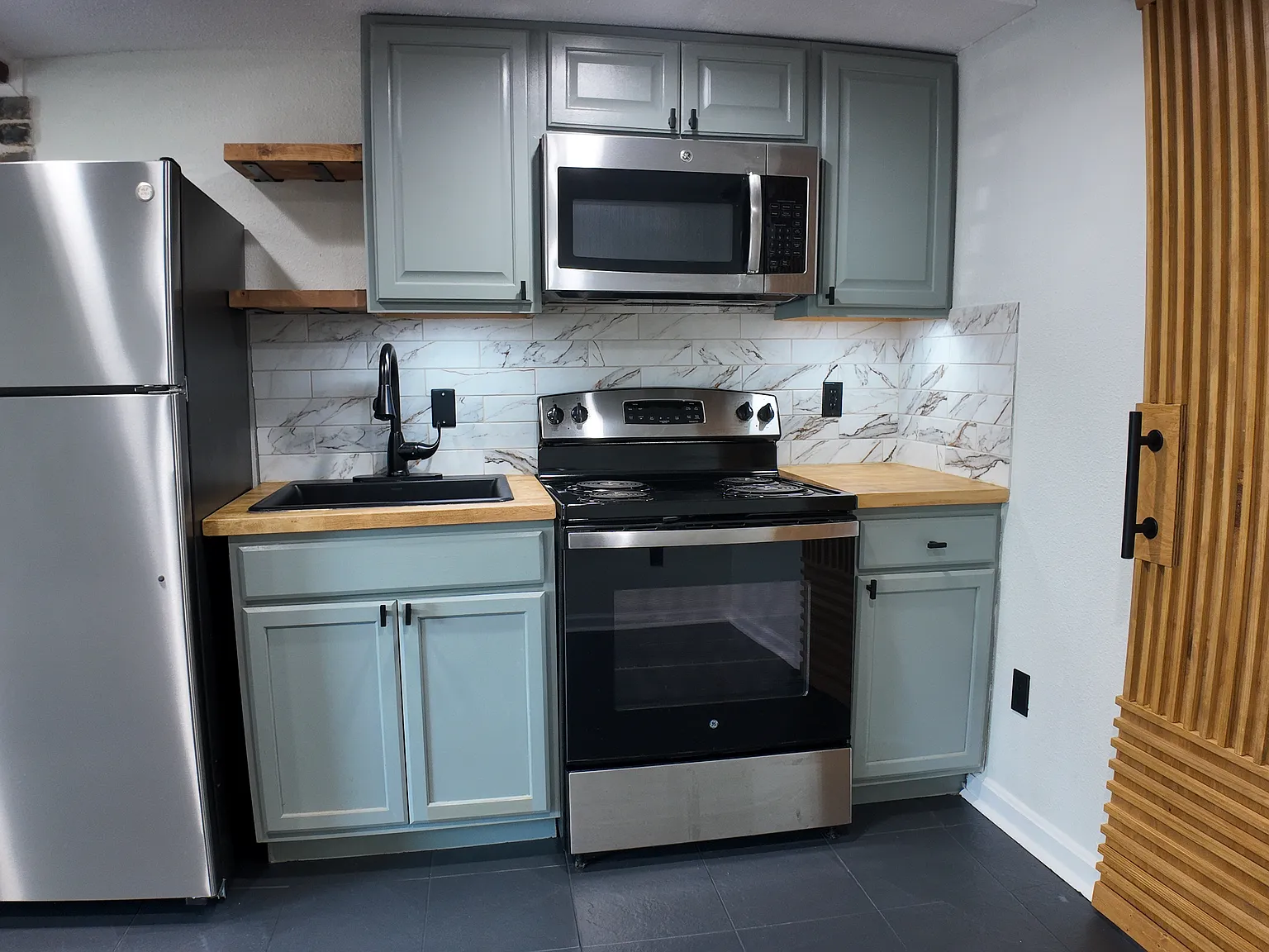 224 S Lopez St — Photo 4