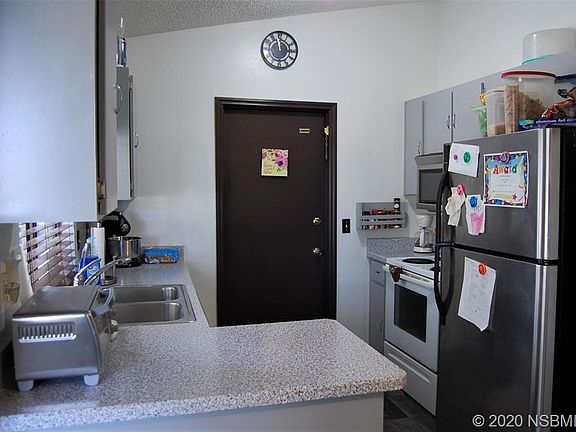 4th image of 837 Adler Dr
