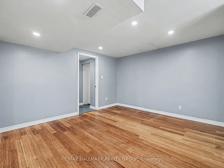 1307 Vancouver Ave #B — Photo 17