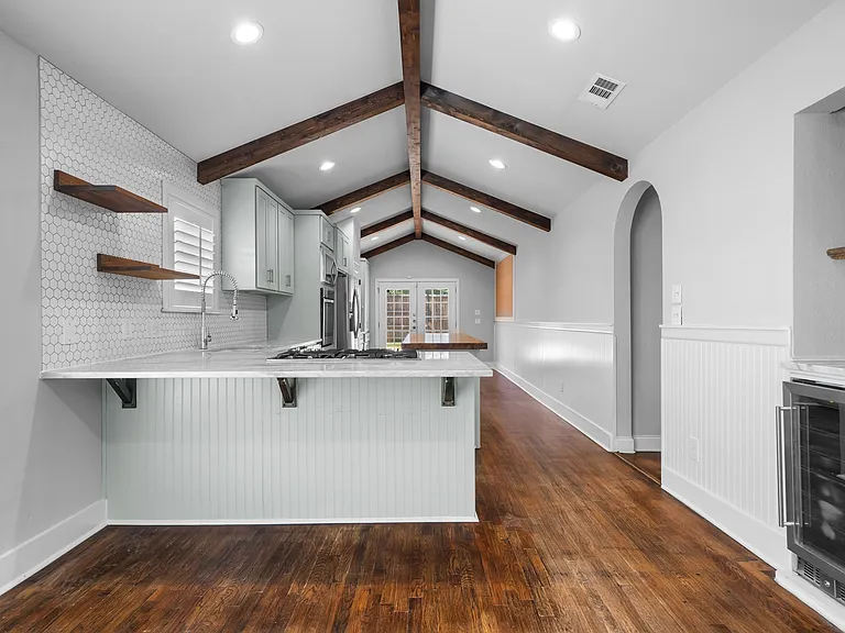 4036 Linden Ave — Photo 14