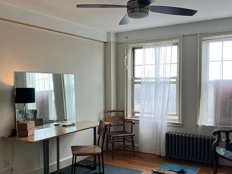 Elliott Apartments — Photo 63