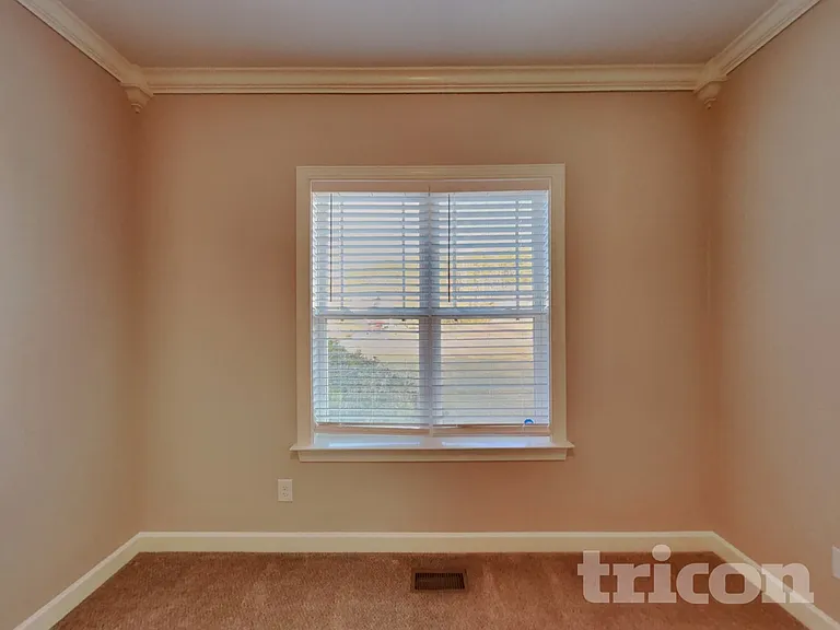 189 Crystal Creek Dr — Photo 10