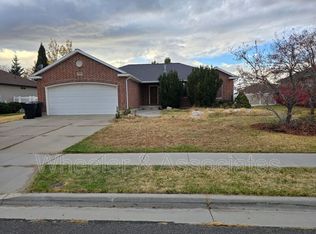 973 N 1385 W, Clinton, UT 84015