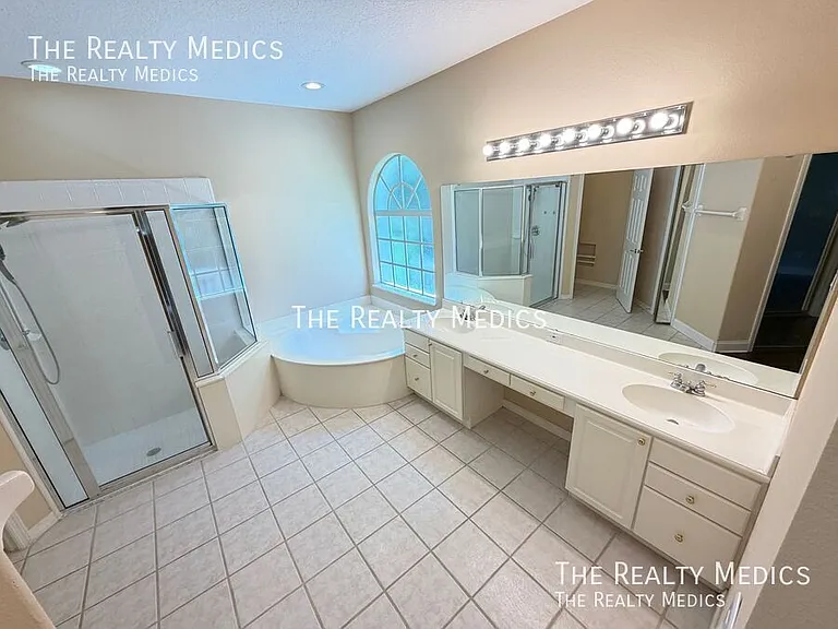 1565 The Oaks Blvd — Photo 26