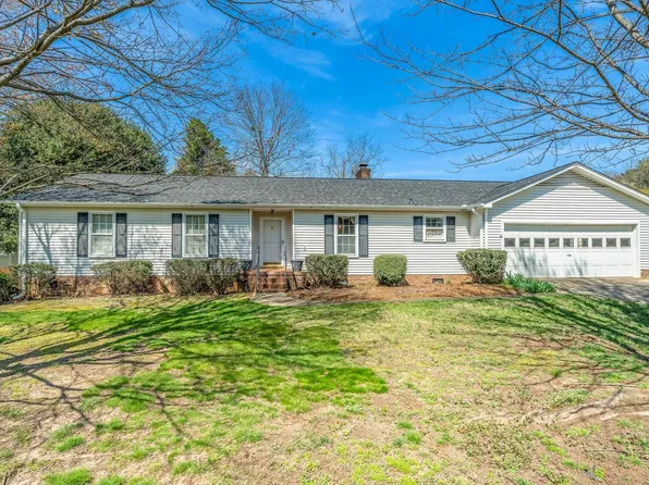 103 Connemara Pl, Simpsonville, SC 29681