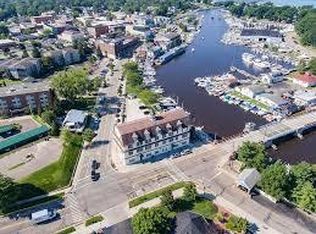 532 Dyckman Ave APT 9, South Haven, MI 49090