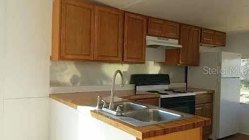 3366 Maple Ln — Photo 4