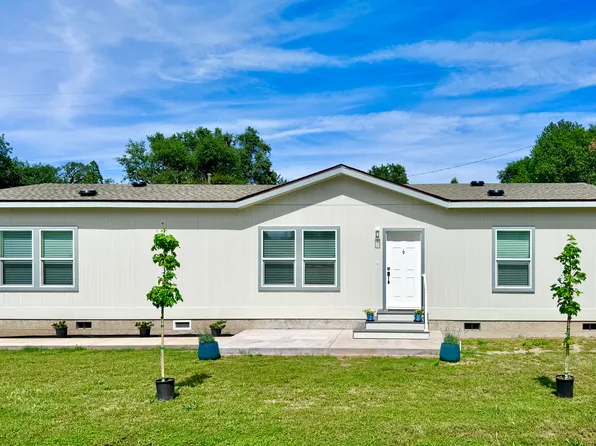 3195 Wood Ln, Ukiah, CA 95482
