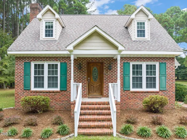 1210 Pineburr Ln, Sanford, NC 27330