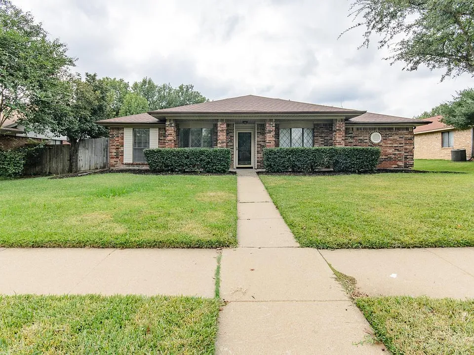 824 Shannon Dr