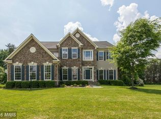 25075 Kingscote Ct, Chantilly, VA 20152