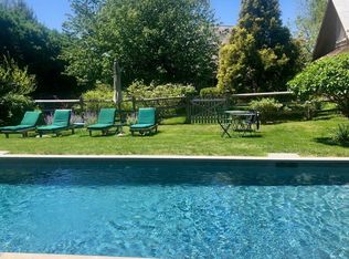26 Bay Ln, Water Mill, NY 11976