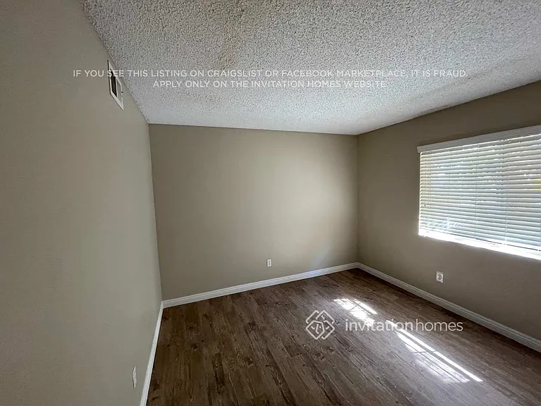 12420 Falcon Ln — Photo 10