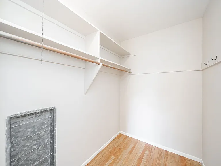 2275 Park Blvd — Photo 11
