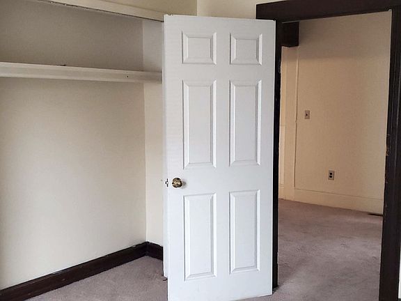 4th image of 208 Ballard St APT 1