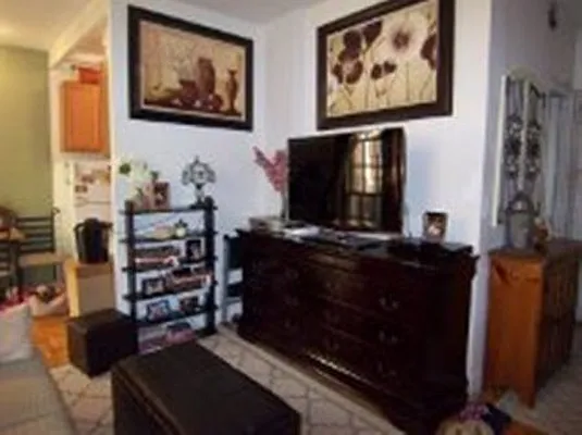 Rented by Cindy S Weathers, LREB | media 7