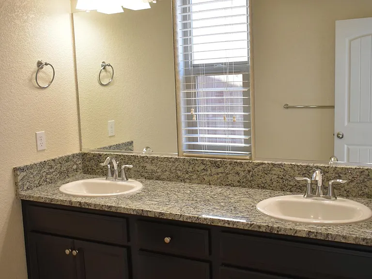 4618 Tolman Way — Photo 15