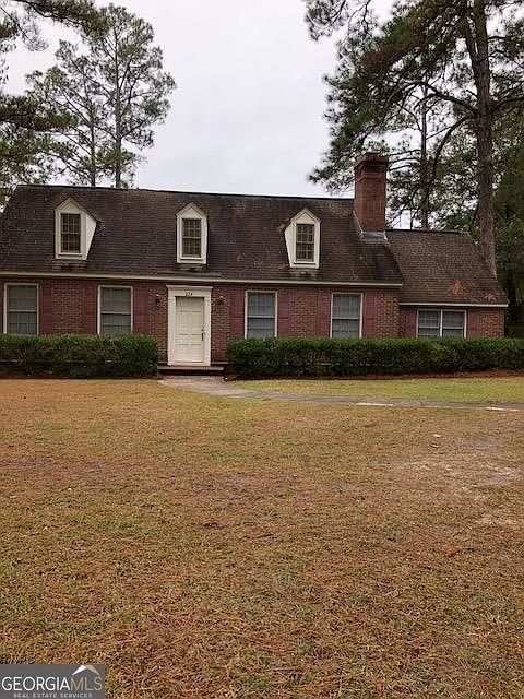 1st image of 224 N Edgewood Dr
