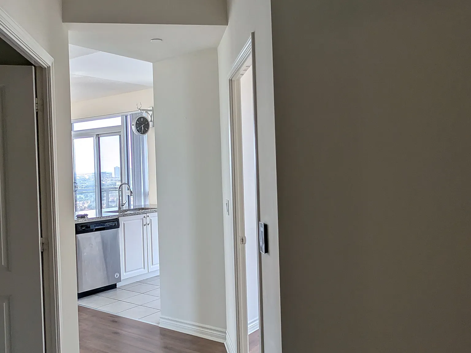 2 bed, $2,700 — Photo 3