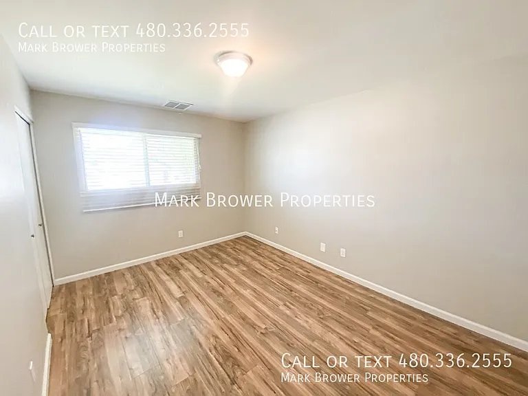 1519 E Laguna Dr — Photo 17