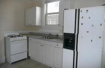 2nd image of 513-515 Magie Ave