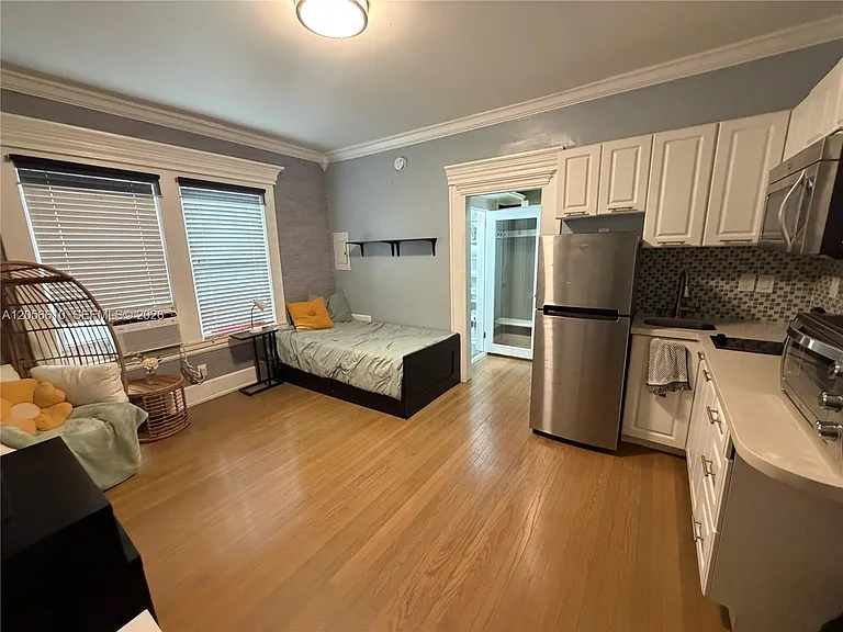124 Mendoza Ave #2A — Photo 3