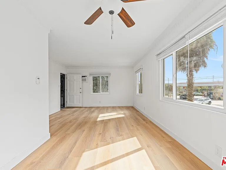 1754 Malcolm Ave #1 — Photo 5