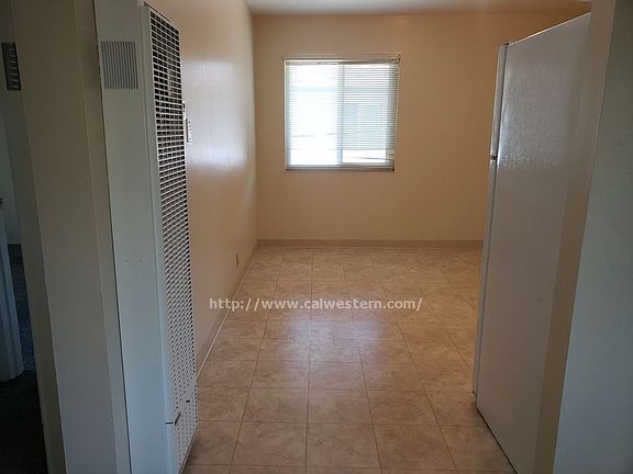 5th image of 1030 W Olive Ave #10