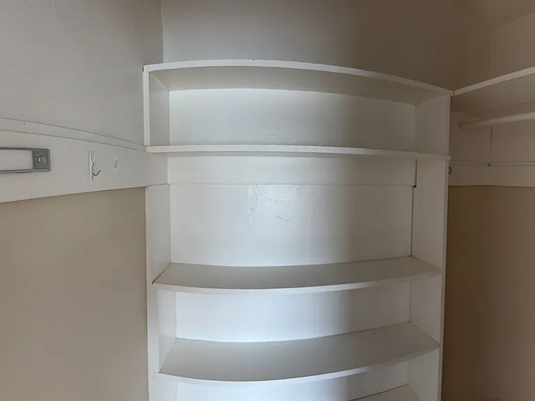 4426 Shafter Ave — Photo 17