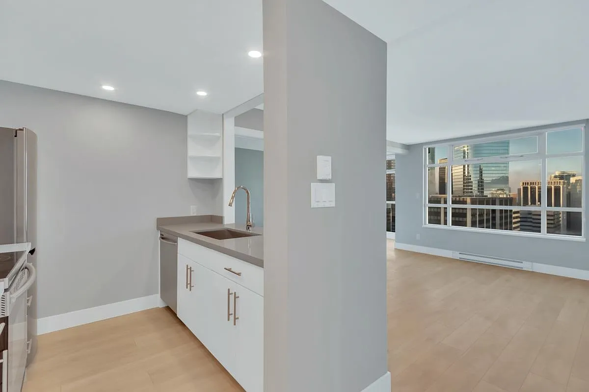 2 bed, 721 sqft, $3,200 — Photo 2