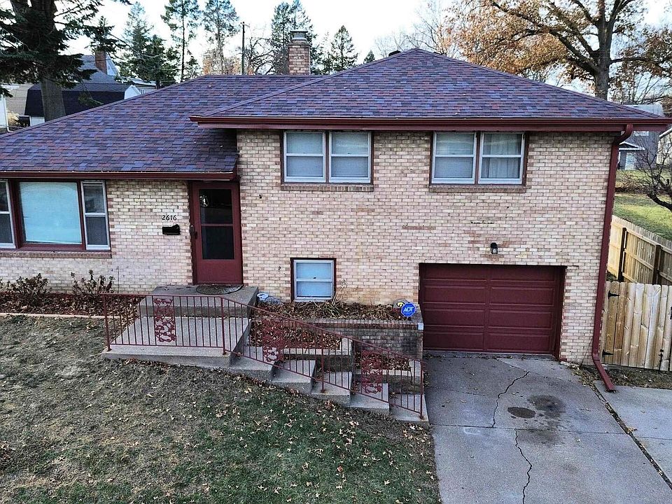 1st image of 2616 Cedar St