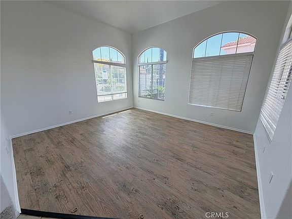 5th image of 20640 Gelman Dr