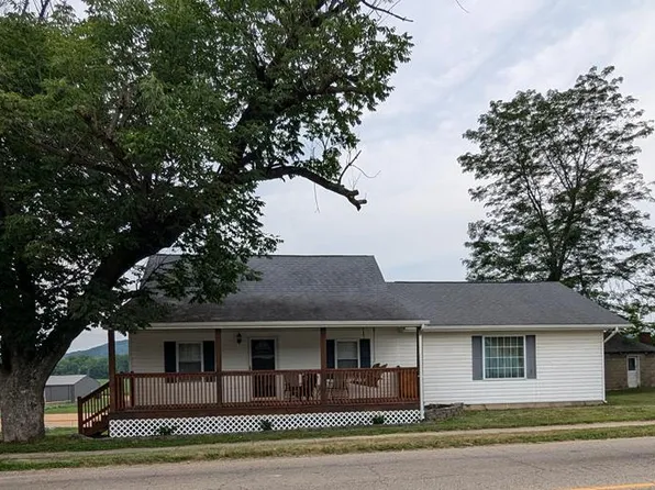 416 E Main St, Bainbridge, OH 45612