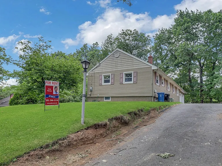 36 Benton Rd — Photo 16
