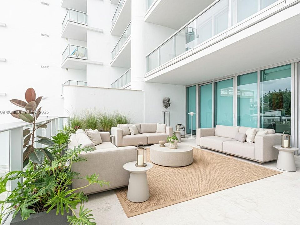 1st image of 2627 S Bayshore Dr APT 504