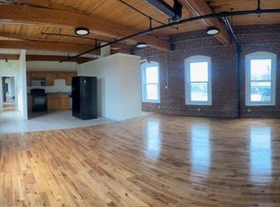 85 Harding St #4B, Worcester, MA 01604