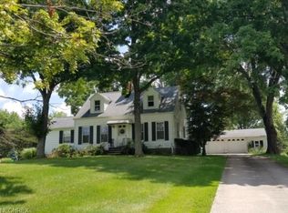 7195 Walton Rd, Walton Hills, OH 44146