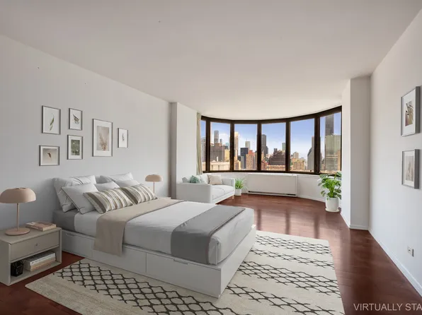 330 East 38th Street 41H image 1 of 5