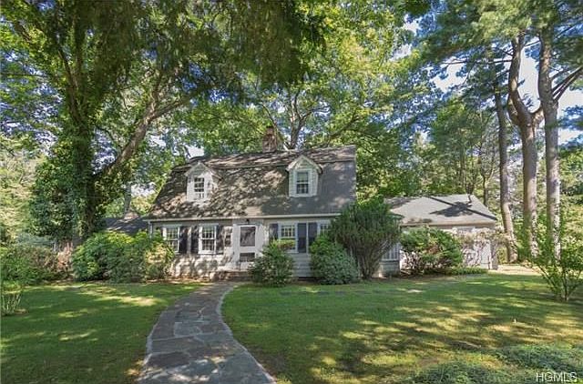 1st image of 54 Sunset Dr