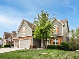1610 Honeysuckle Dr, Liberty, MO 64068