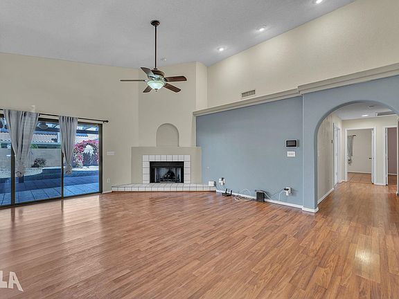 3rd image of 1142 W 37th St