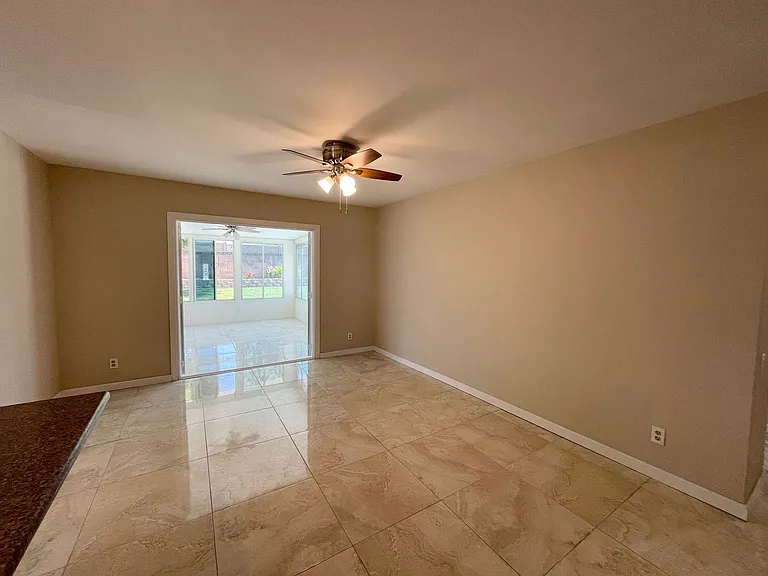 23370 Schoolcraft St — Photo 16