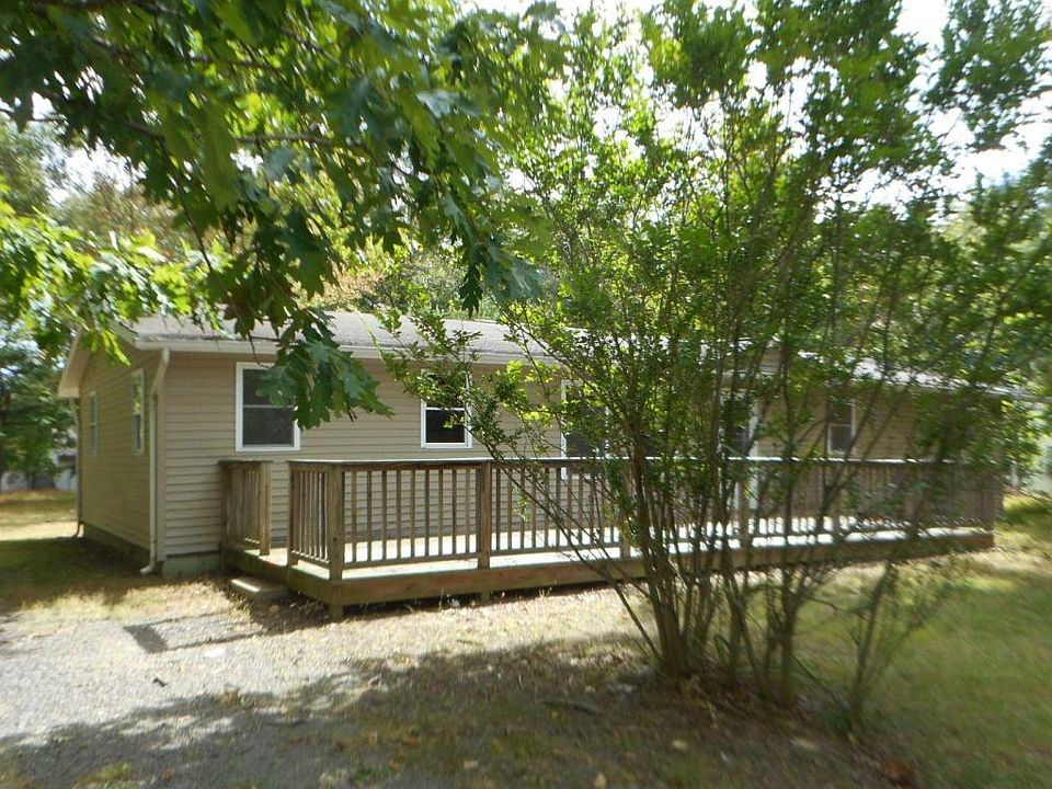 1st image of 12721 Magnolia Dr