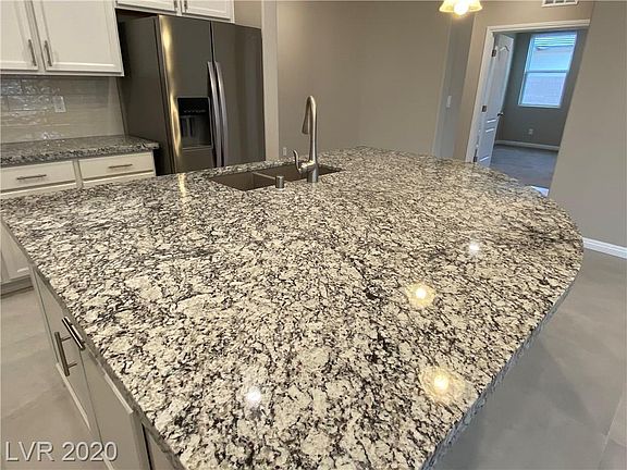 5th image of 7020 Shady Palms St