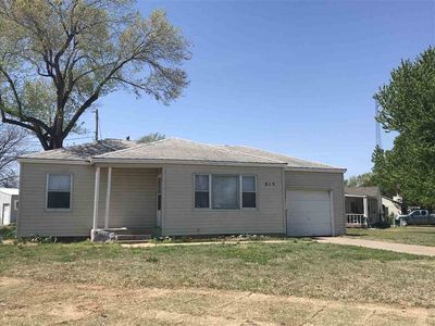 813 Ash Ave, Blackwell, OK, 74631